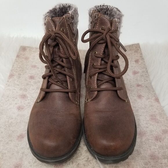 American Eagle Brown Fabric Upper. Size 4. - Picture 10 of 10